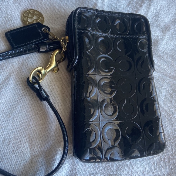 Coach Signature Black Patent Leather Wristlet Card Holder. - Picture 3 of 7